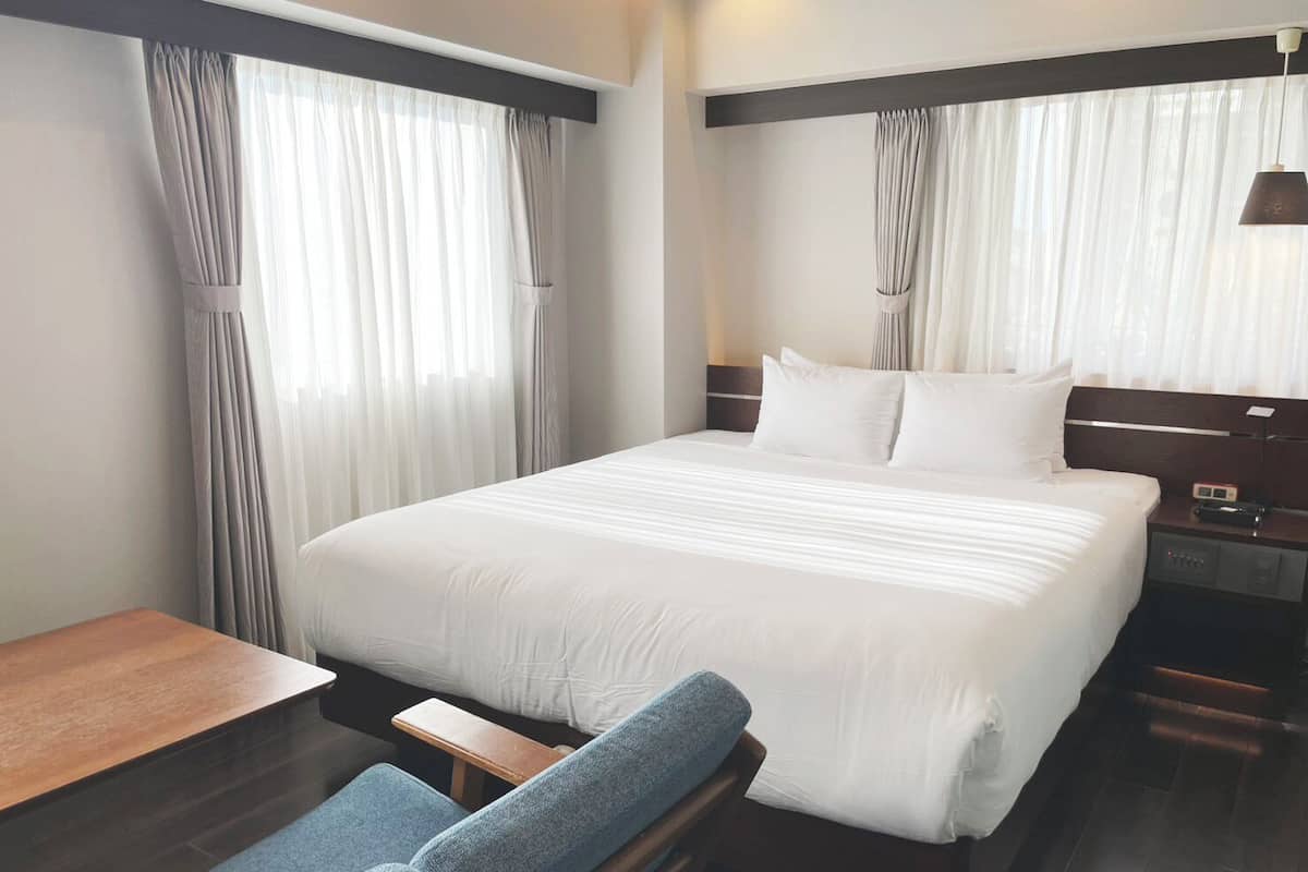 Chambre Double (Park Side, 2nd Floor)