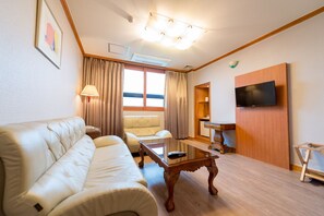 Suite | Desk, free WiFi - Prado Hotel (Gwangju)