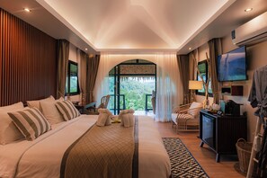 Exotic Top View Double | โต๊ะทำงาน, ผ้าม่านกันแสง, Wi-Fi ฟรี, ผ้าปูที่นอน