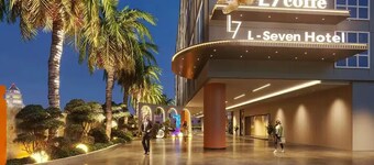 L-Seven Hotel