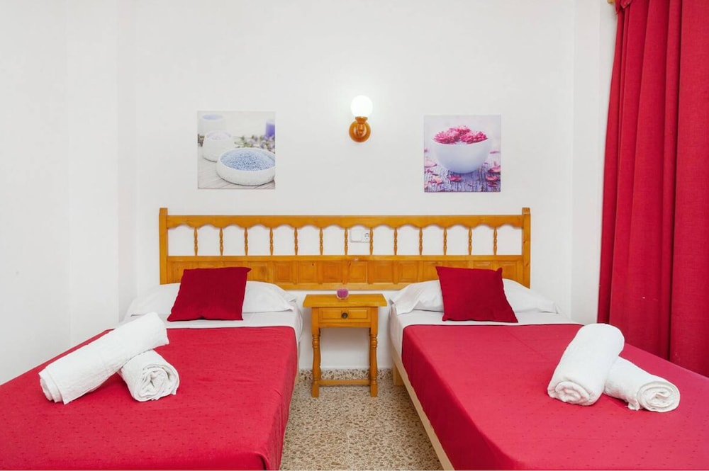 Apartamentos Puet by null