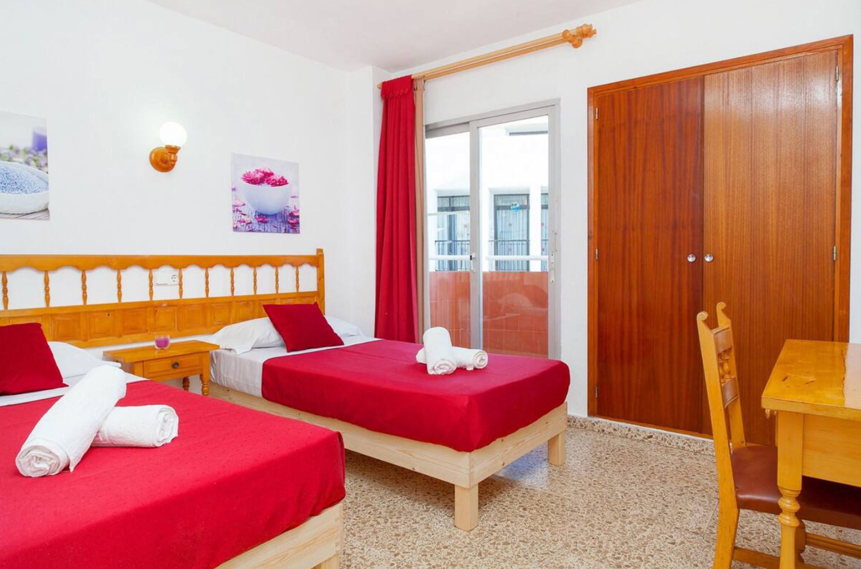 Photo - Apartamentos Puet
