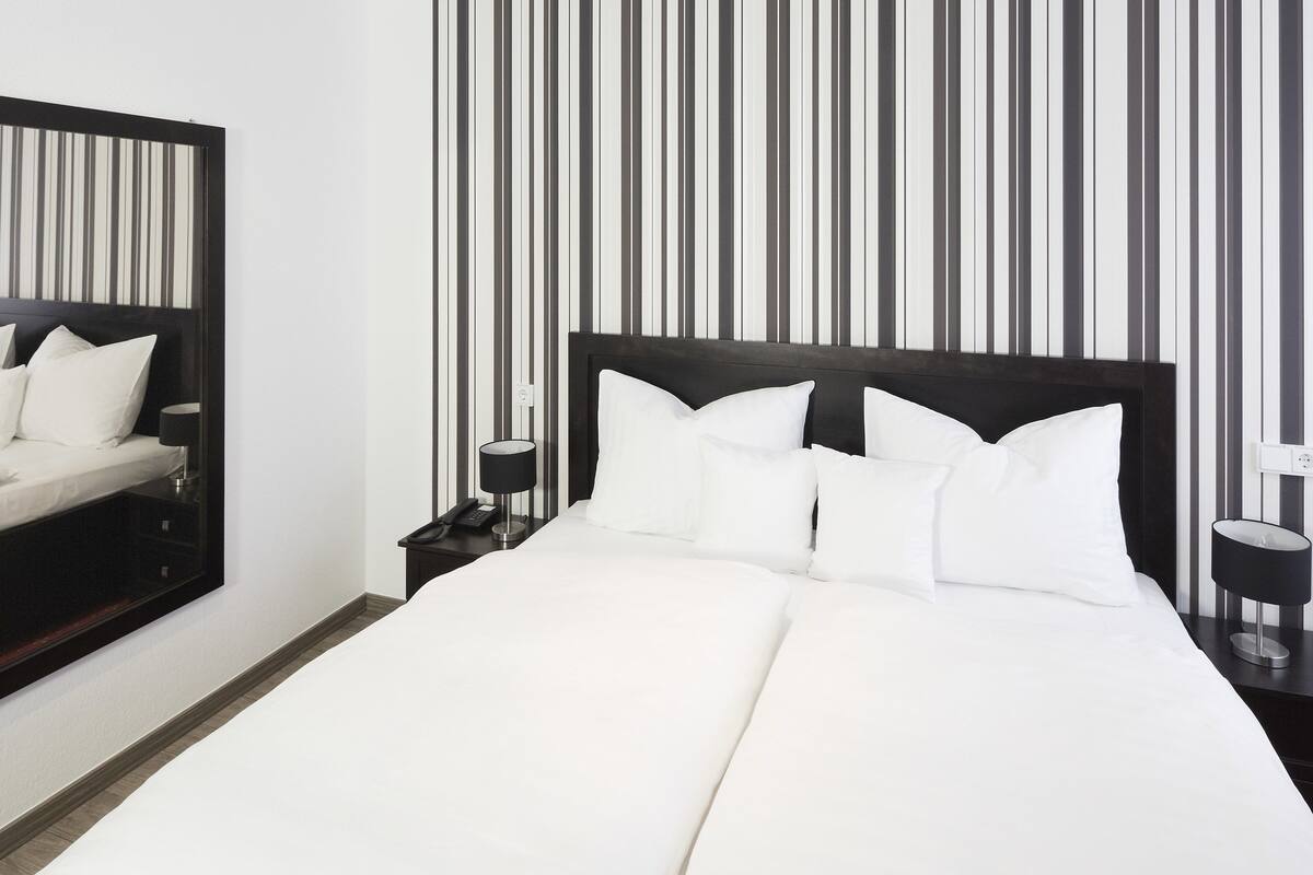 in-room safe, desk, soundproofing, iron/ironing board