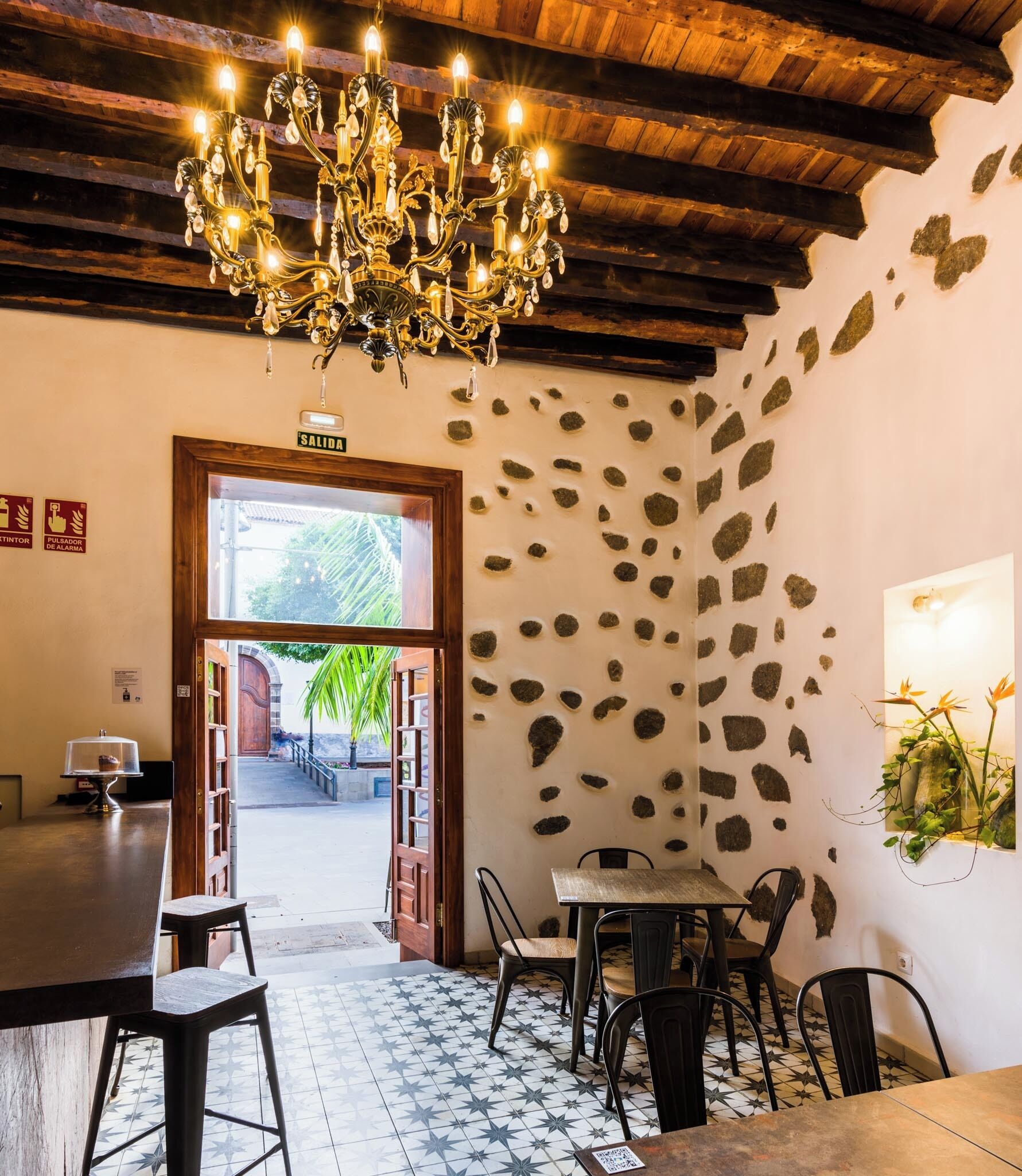 Photo - Hotel Monopol