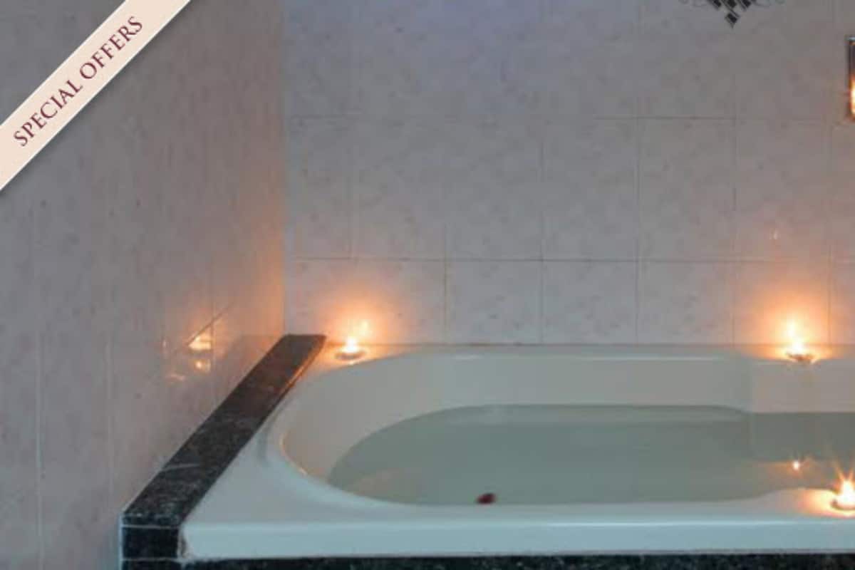 Duş, saç kurutma makinesi, havlu