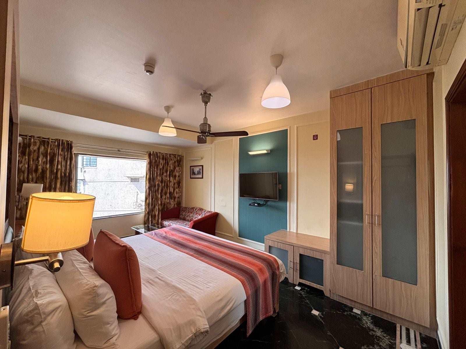 Foto - Hiltop Hotel