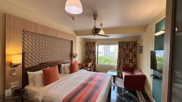 Minibar, in-room safe, desk, blackout drapes