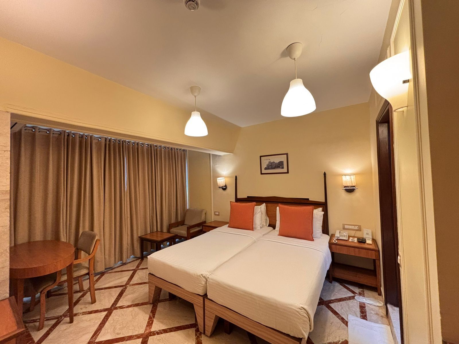 Deluxe Room | Premium bedding, minibar, in-room safe, desk