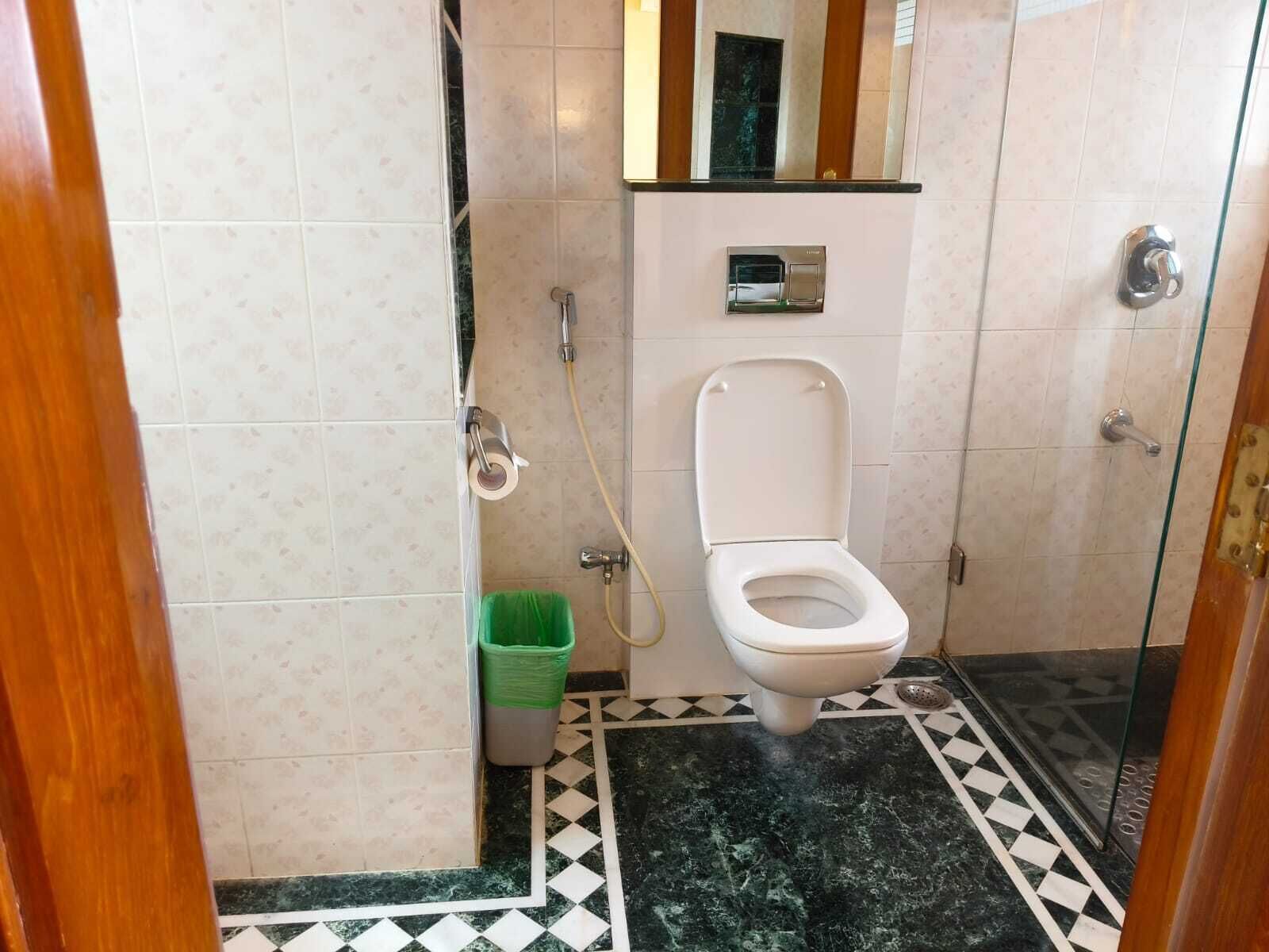 Photo - Hiltop Hotel