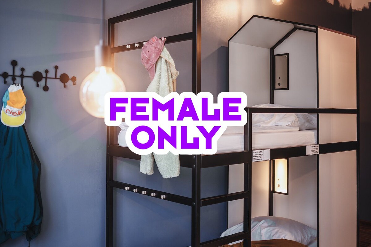 Classic Shared Dormitory, Women only, Shared Bathroom (for 6 people)