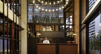 The Artisan D.C. Hotel, Autograph Collection