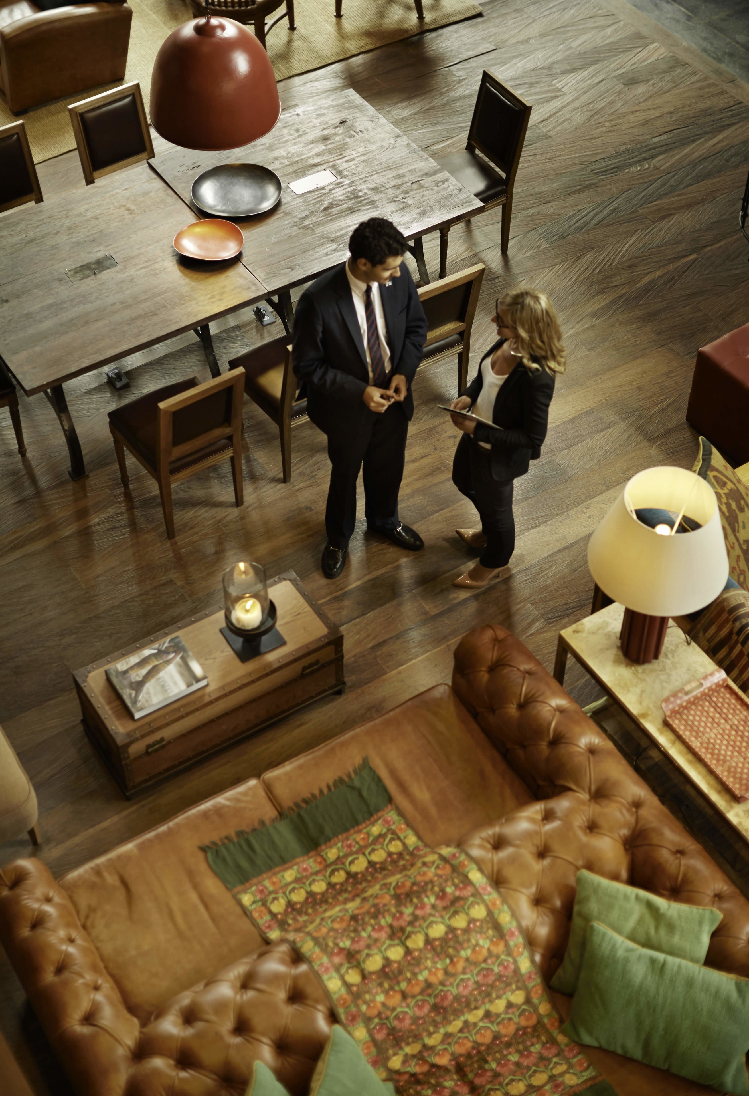 serves lunch and dinner