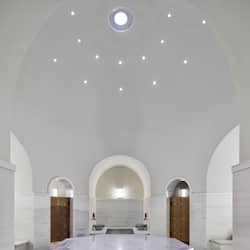 Behandelingskamers voor koppels, een sauna, een stoombad