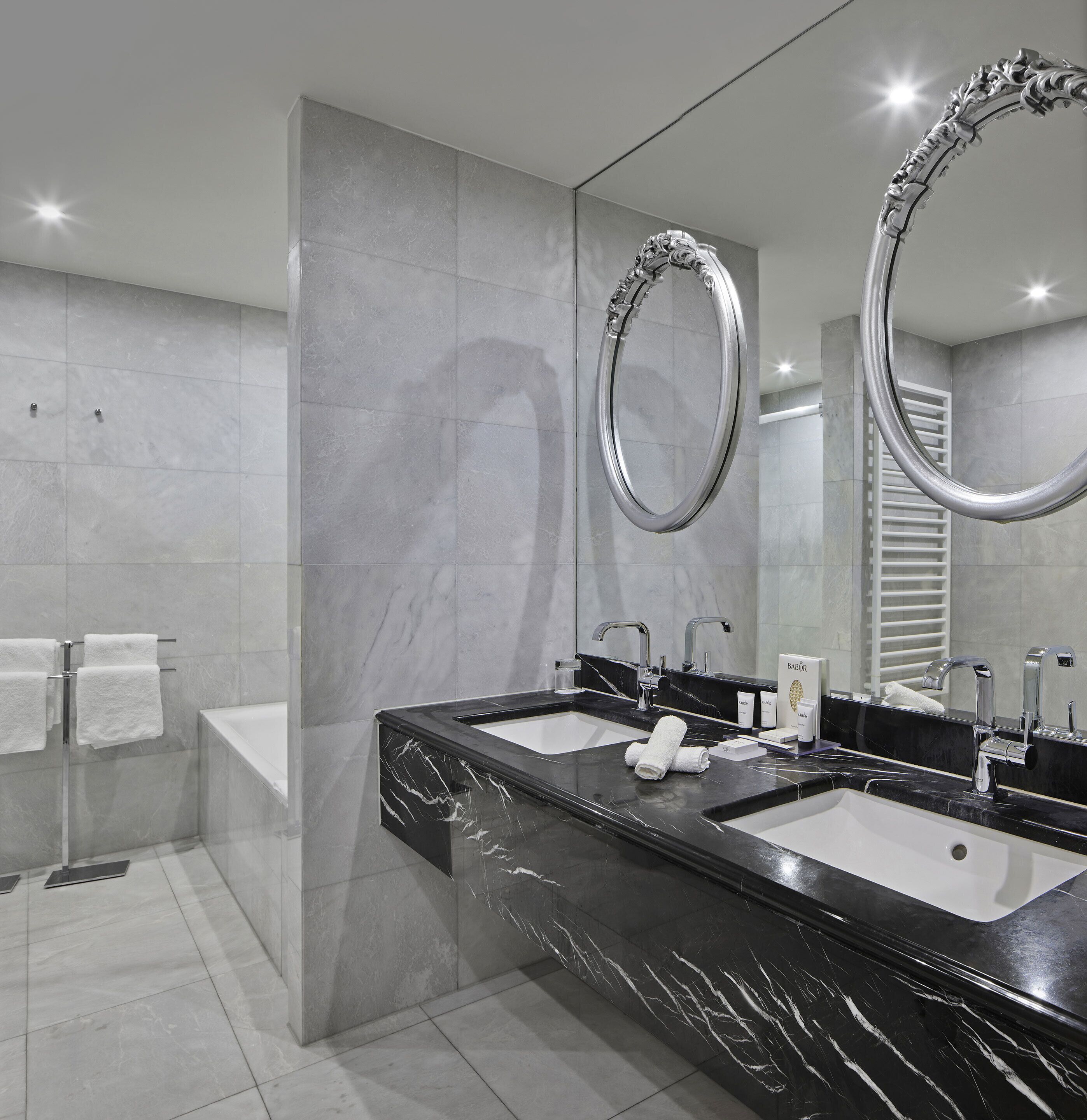 titanic suite gendarmenmarkt | bathroom | free toiletries, hair dryer, bathrobes, slippers