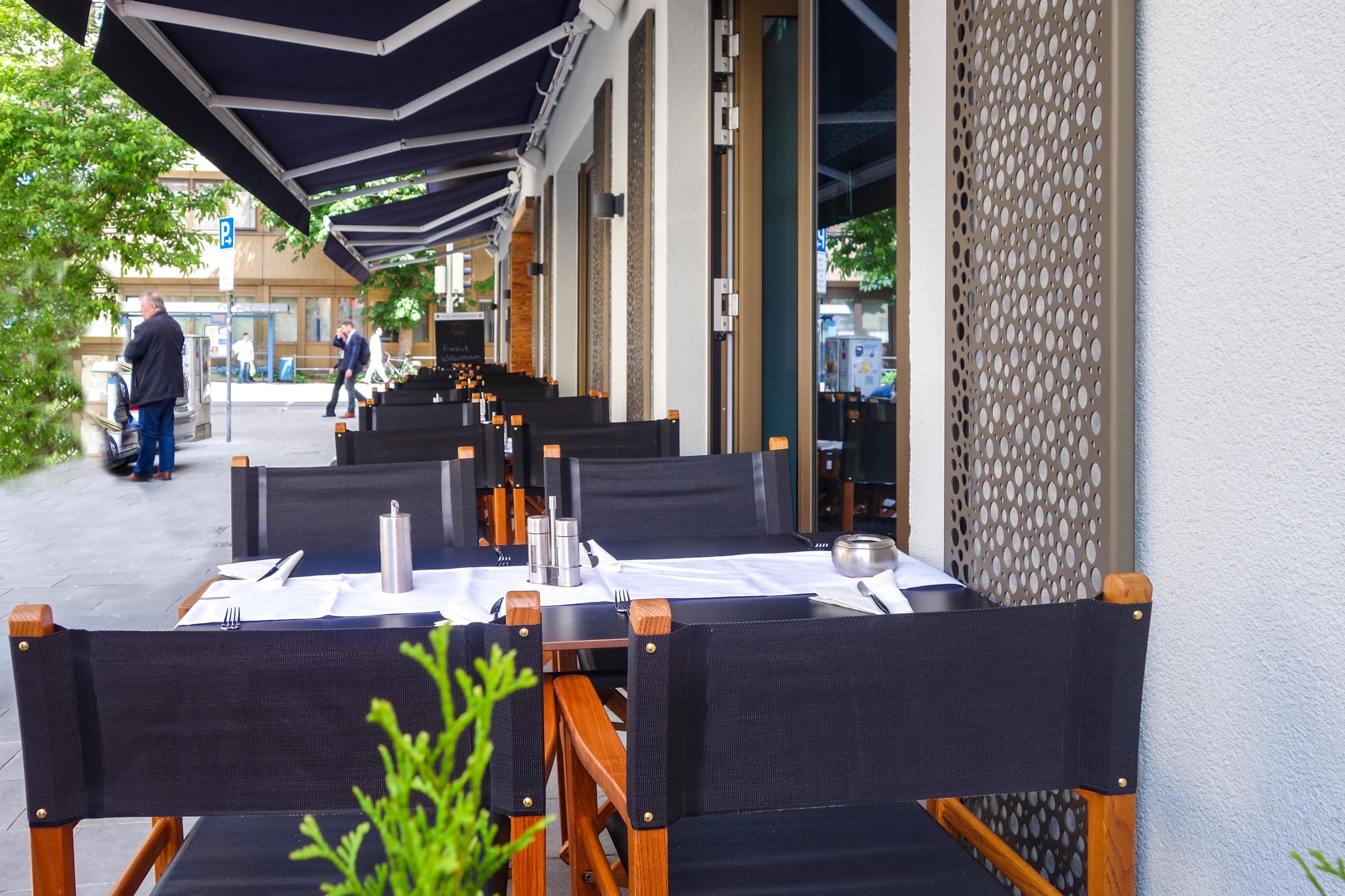 breakfast, lunch, dinner served; italian cuisine