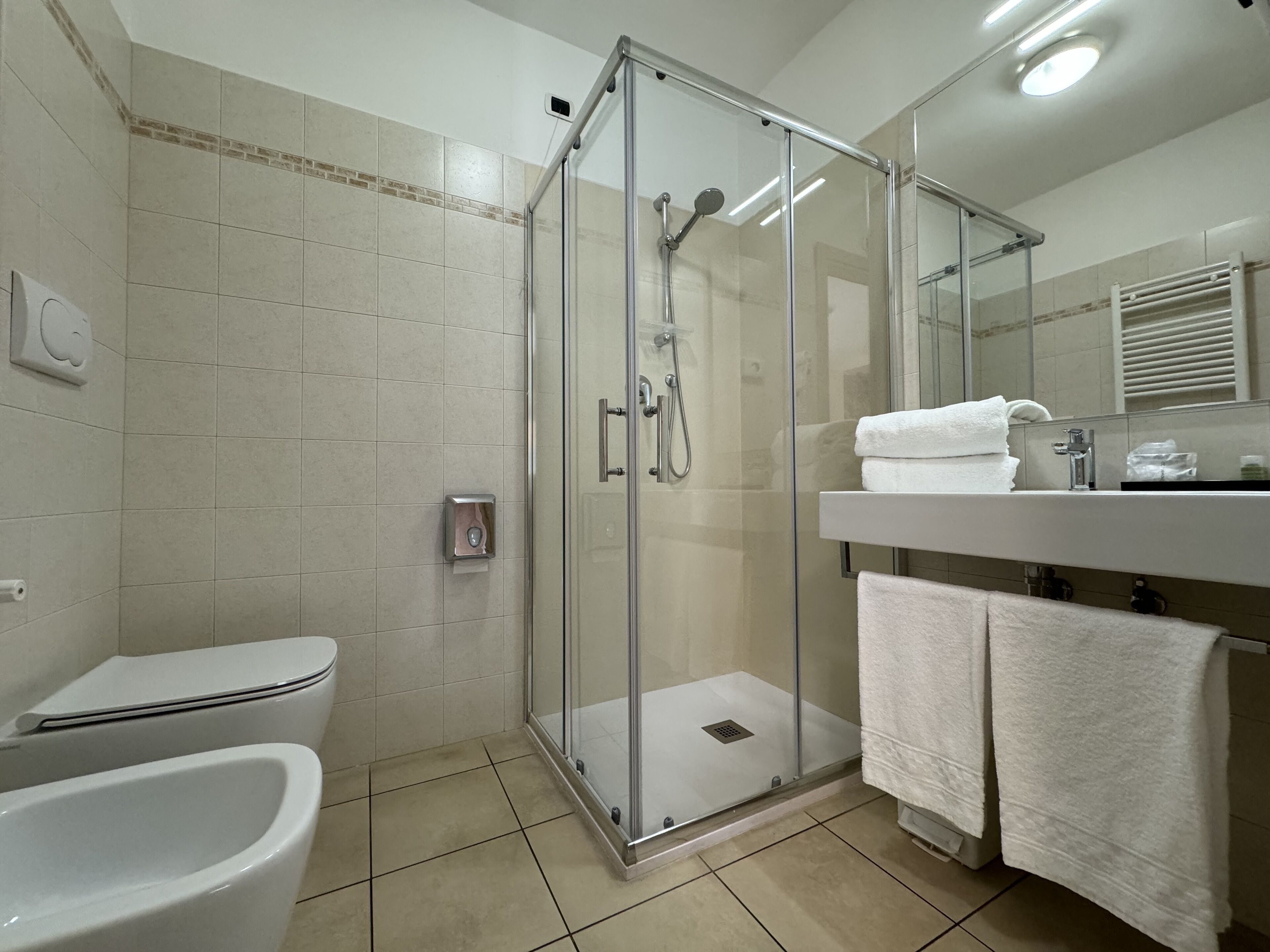 Photo - Hotel Cladan