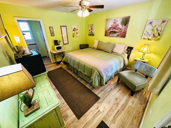 بديكورات فريدة لكل غرفة وطراز فريد لكل وحدة ومكتب