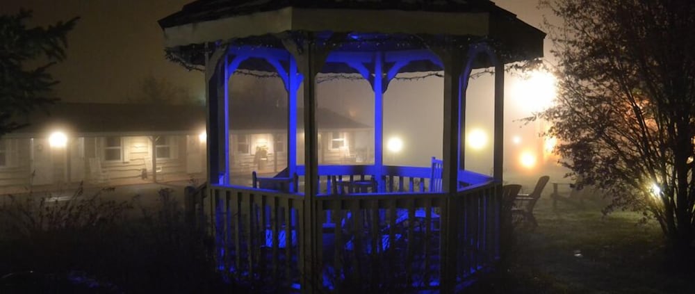 Alpine Village Inn by null