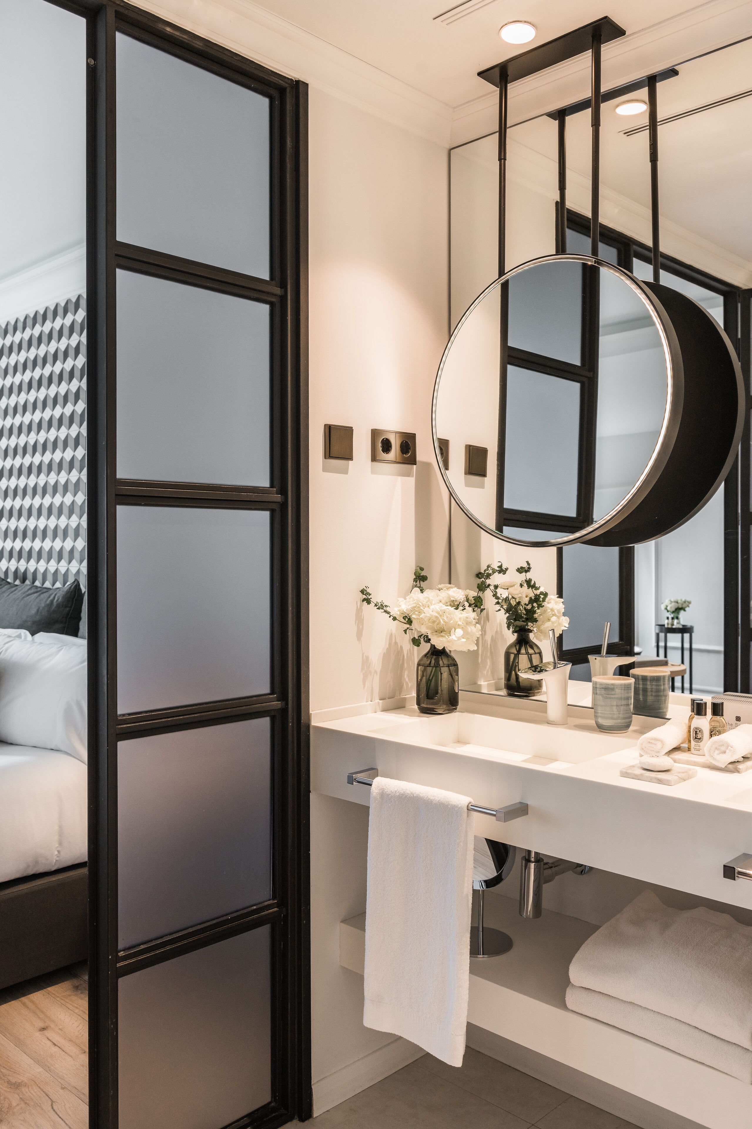 suite (mediterraneo) | bathroom | eco-friendly toiletries, hair dryer, bathrobes, slippers