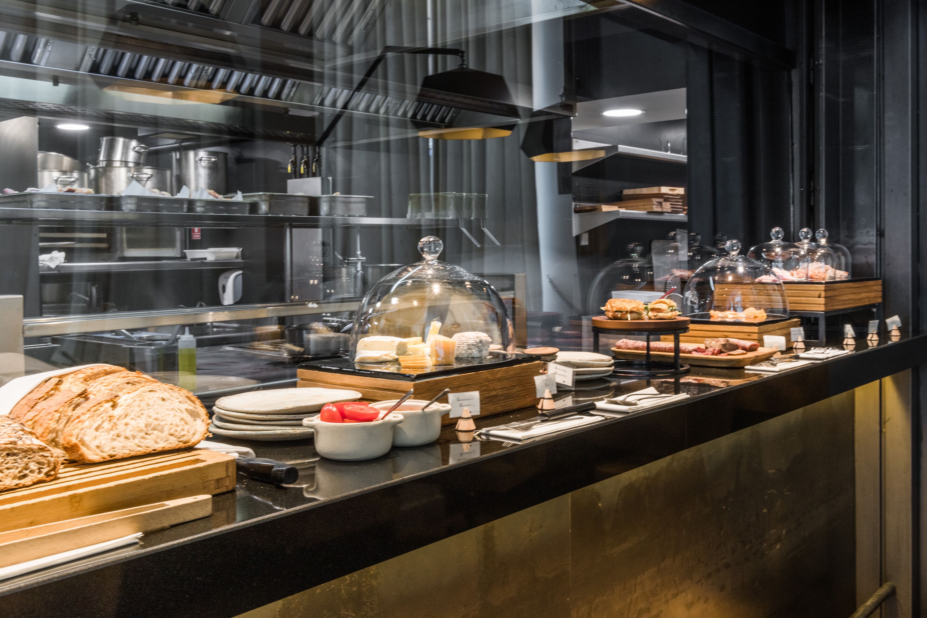 daily buffet breakfast (eur 36 per person)