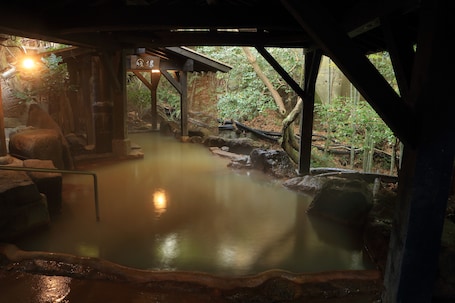 Aguas termales. Kurokawa Onsen Ryokan Wakaba