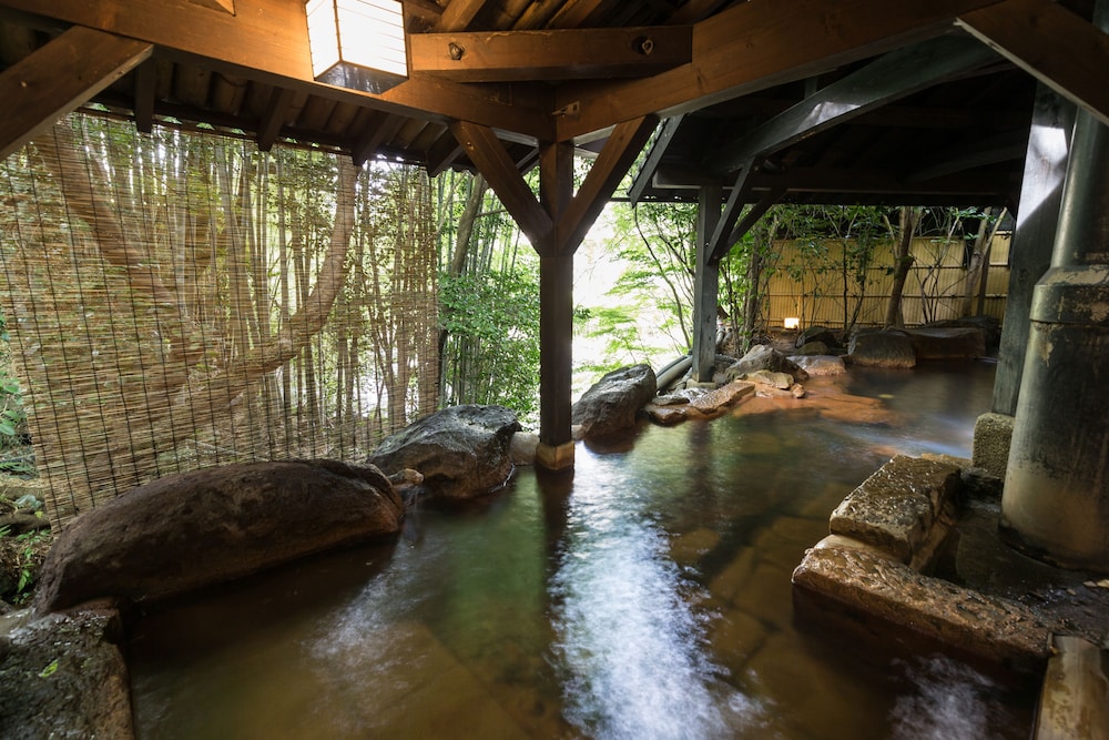 Ryokan Wakaba by null