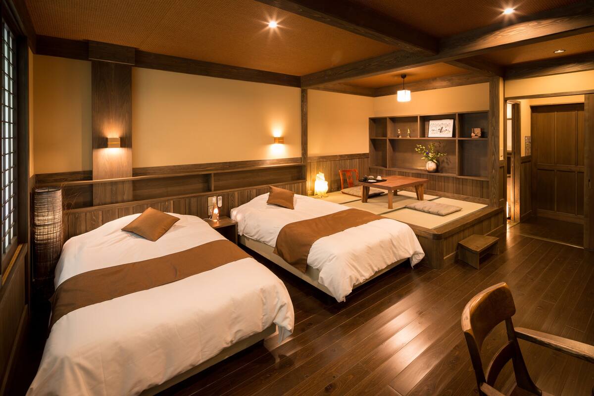 Japanese Western Twin Room with Shower, Main Building, Non Smoking | In-room safe, free WiFi, bed sheets