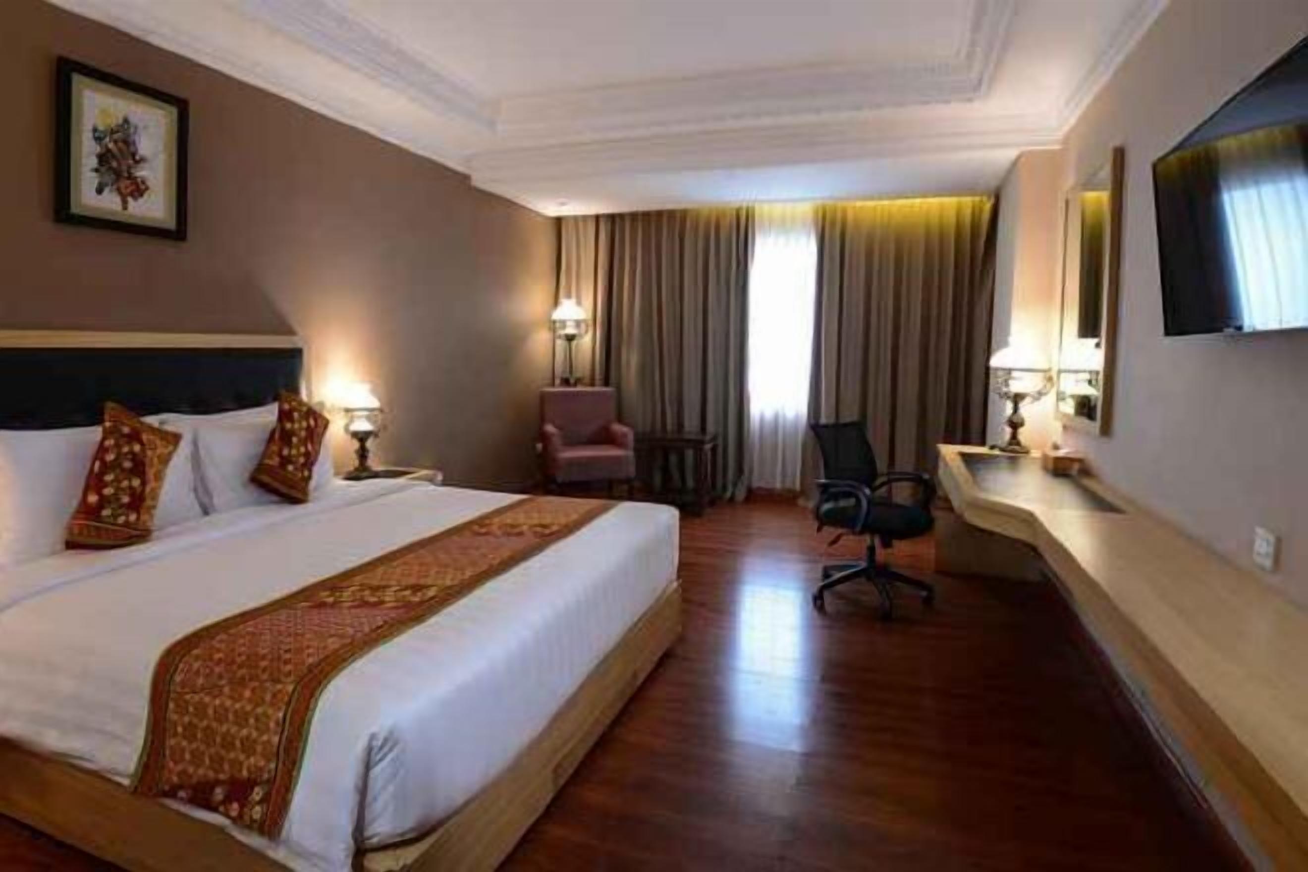 Coffres-forts dans les chambres, bureau