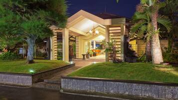 Majoituspaikan sisäänkäynti