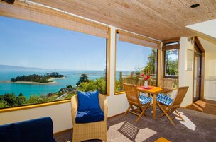 The Lookout | Interior