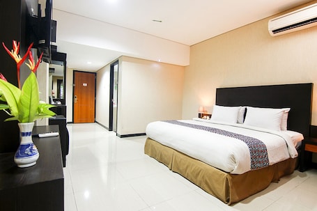 Premier Room | Minibar, free WiFi