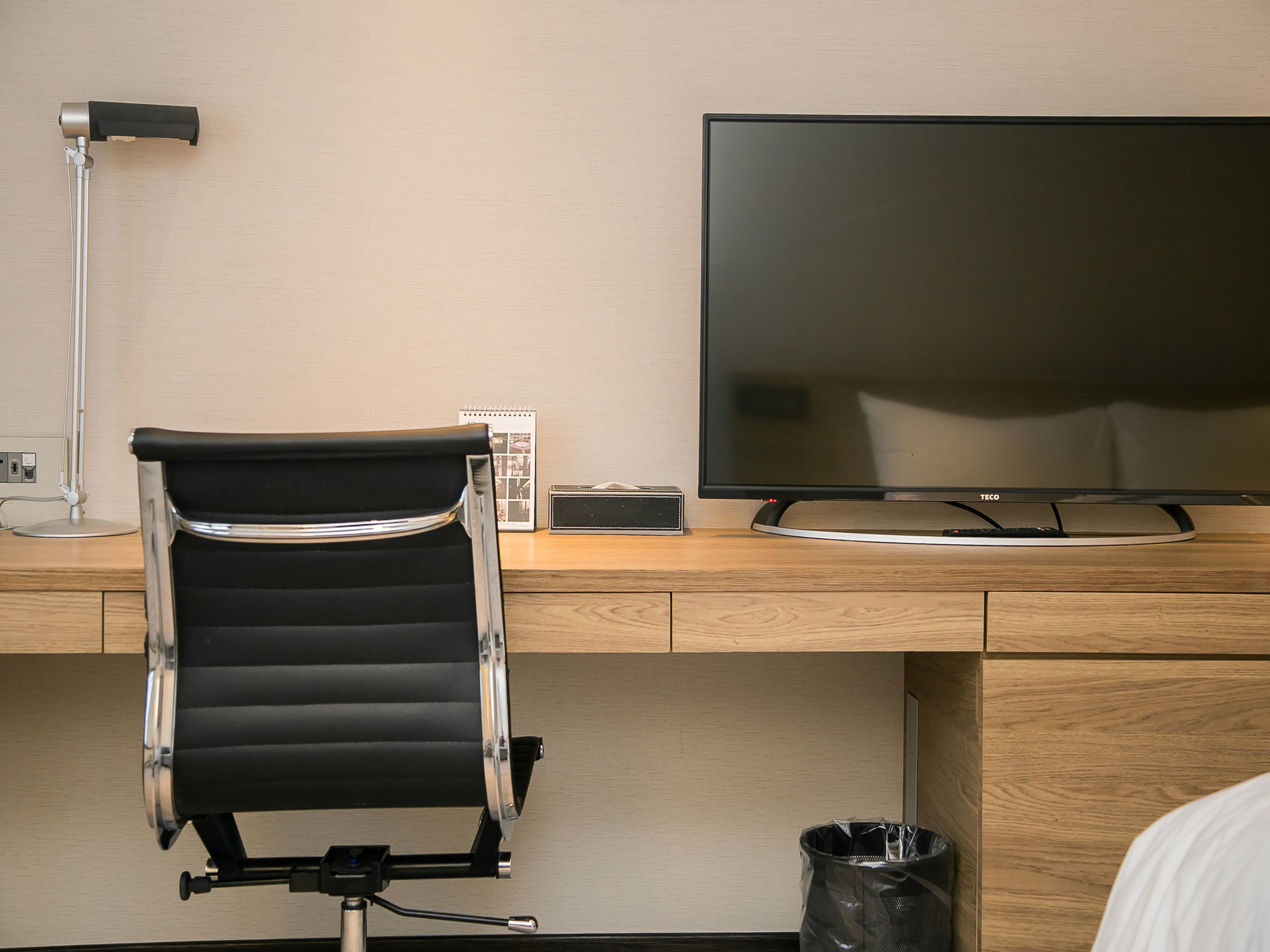 standard double room, no windows | 1 bedroom, down duvets, in-room safe, desk