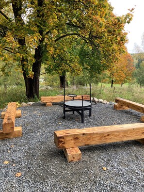 Grillaus-/piknikalue