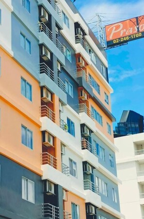 Front of property - Praso Ratchada (Bangkok)