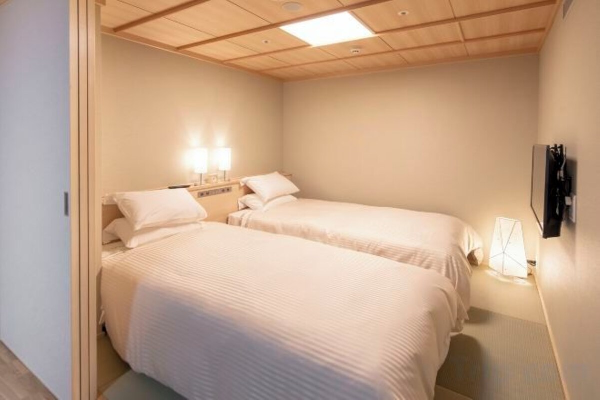 In-room safe, desk, laptop workspace, iron/ironing board (on request)