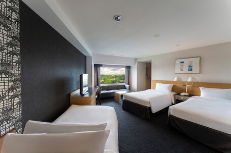 Hotel New Otani Tokyo Garden Tower - Image 3
