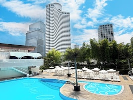Seasonal outdoor pool