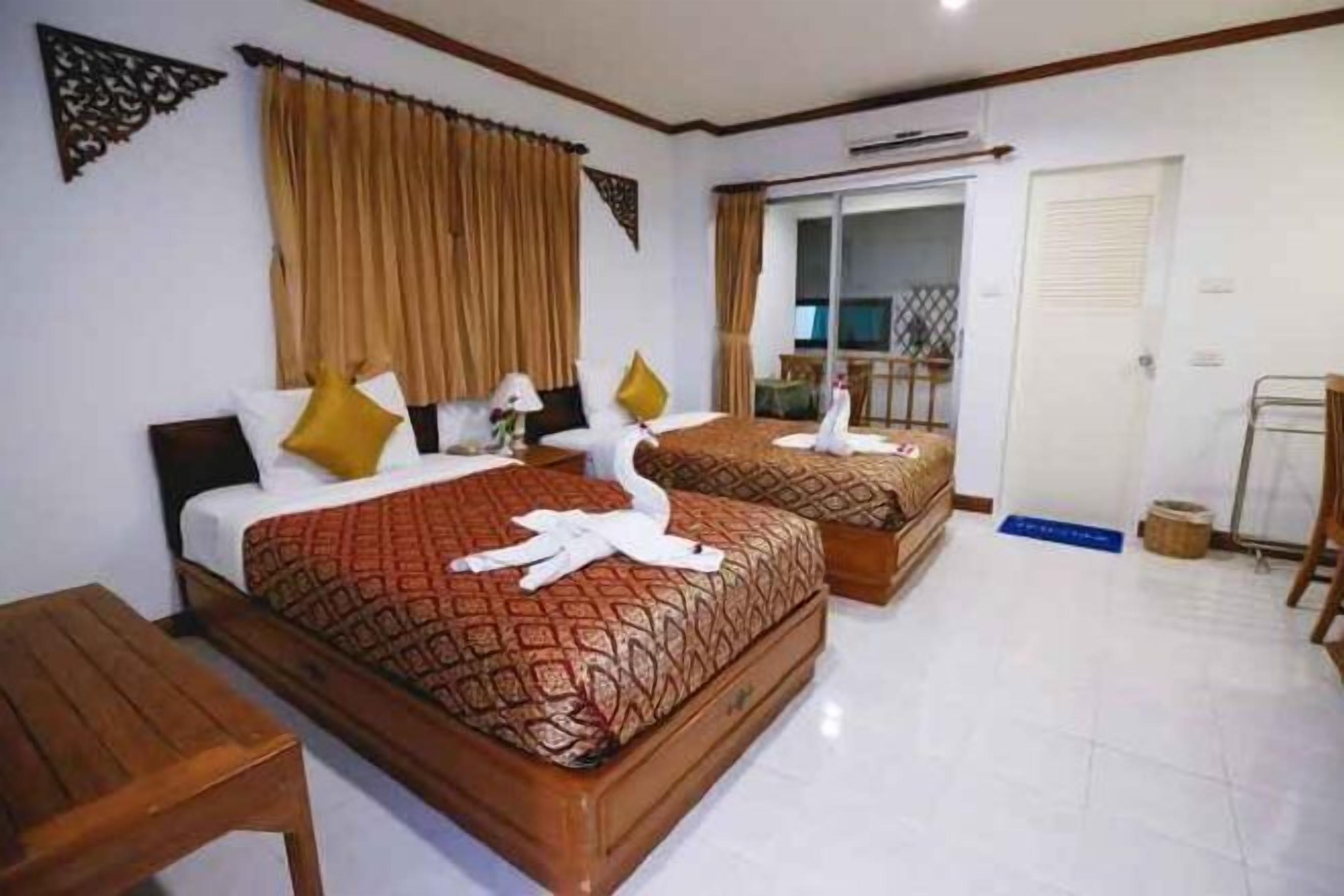 1 bedroom, in-room safe, desk, free WiFi