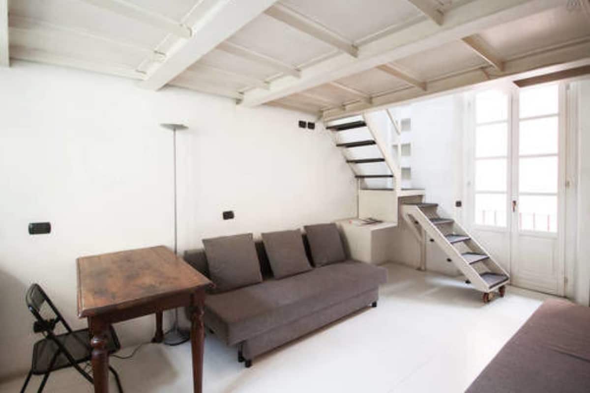 Apartment (Split Level 401) | Living area