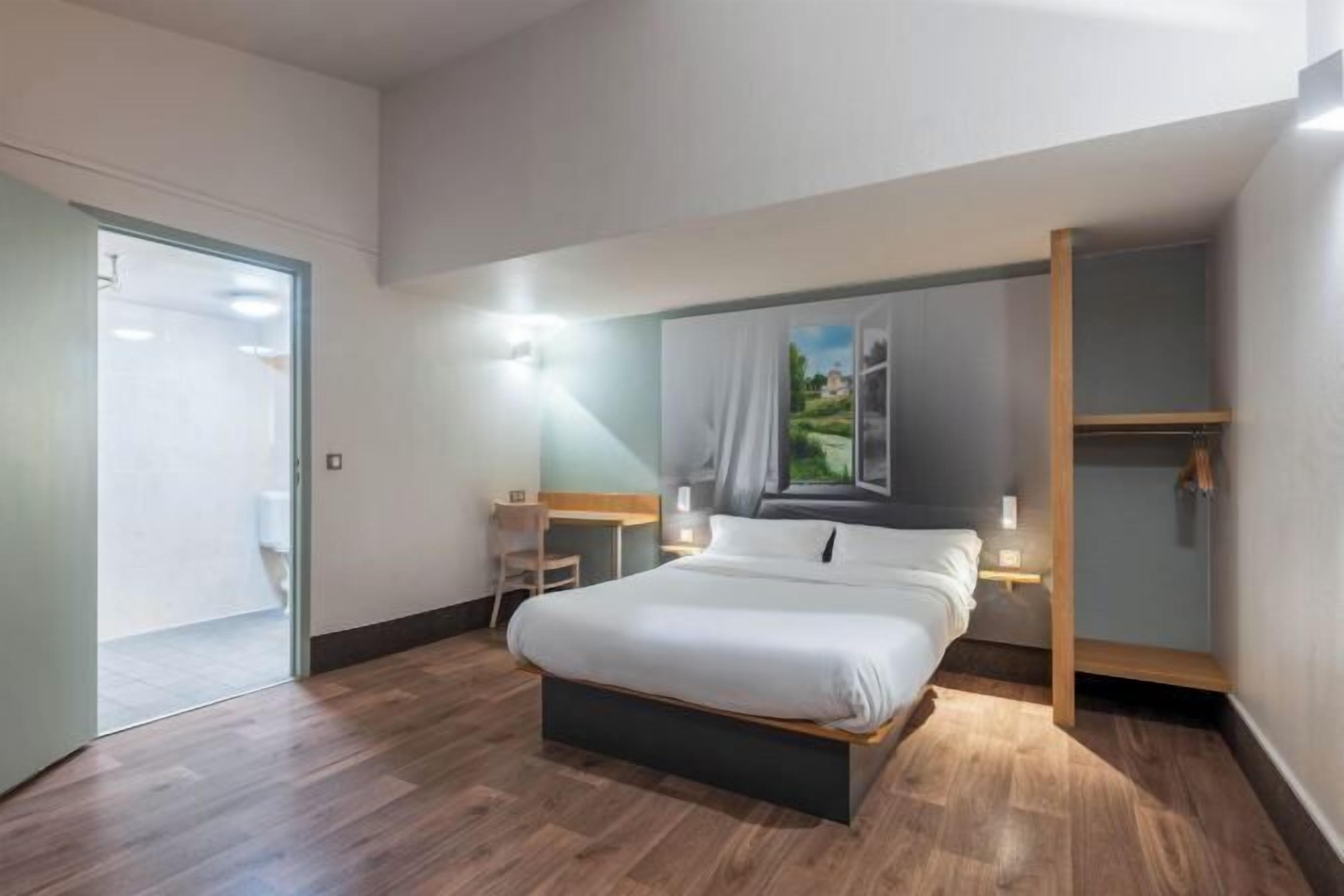 Premium bedding, down comforters, desk, soundproofing