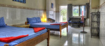 Riverside Backpackers