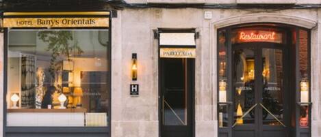 Façade de lâhĂ©bergement