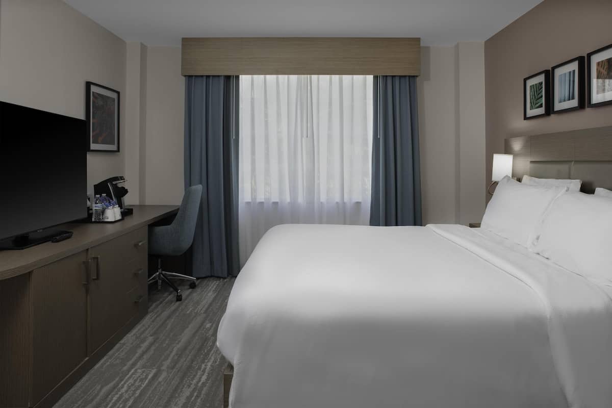 In-room safe, desk, free cribs/infant beds, free WiFi