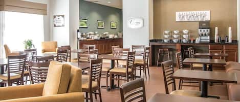 Petit déjeuner buffet compris tous les jours