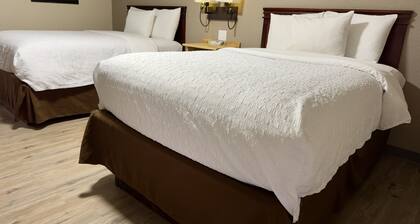 Wapiti Self-Service Lodge