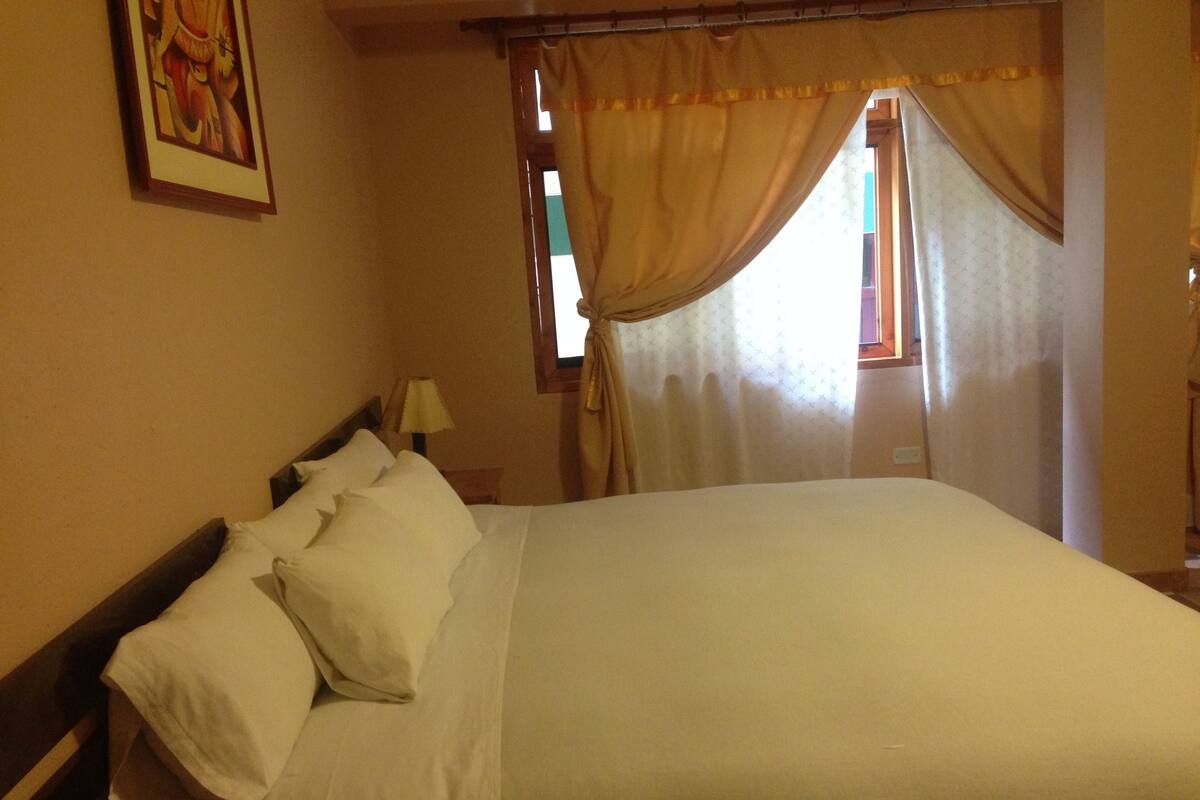 In-room safe, desk, rollaway beds, free WiFi