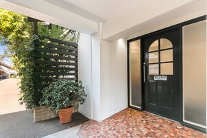 Breakfast, lunch, dinner served; local cuisine 