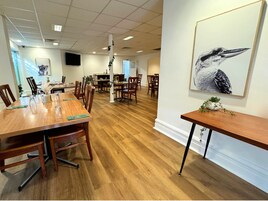 Breakfast, lunch, dinner served; local cuisine 