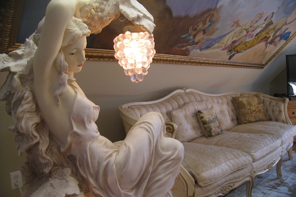 Suite, 1 King-Bett | Bettwäsche aus ägyptischer Baumwolle, hochwertige Bettwaren