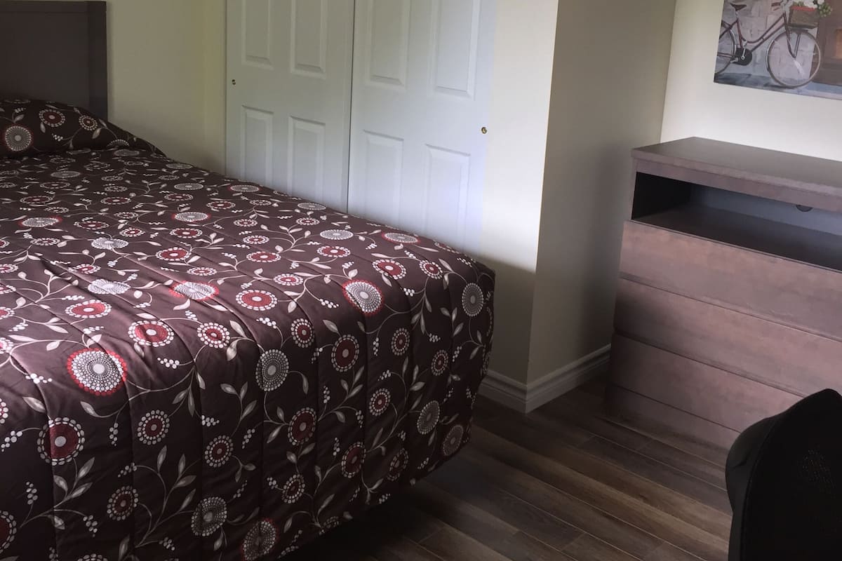 Family Suite, 2 Bedrooms, Non Smoking, Refrigerator & Microwave | Desk, laptop workspace, blackout drapes, free WiFi